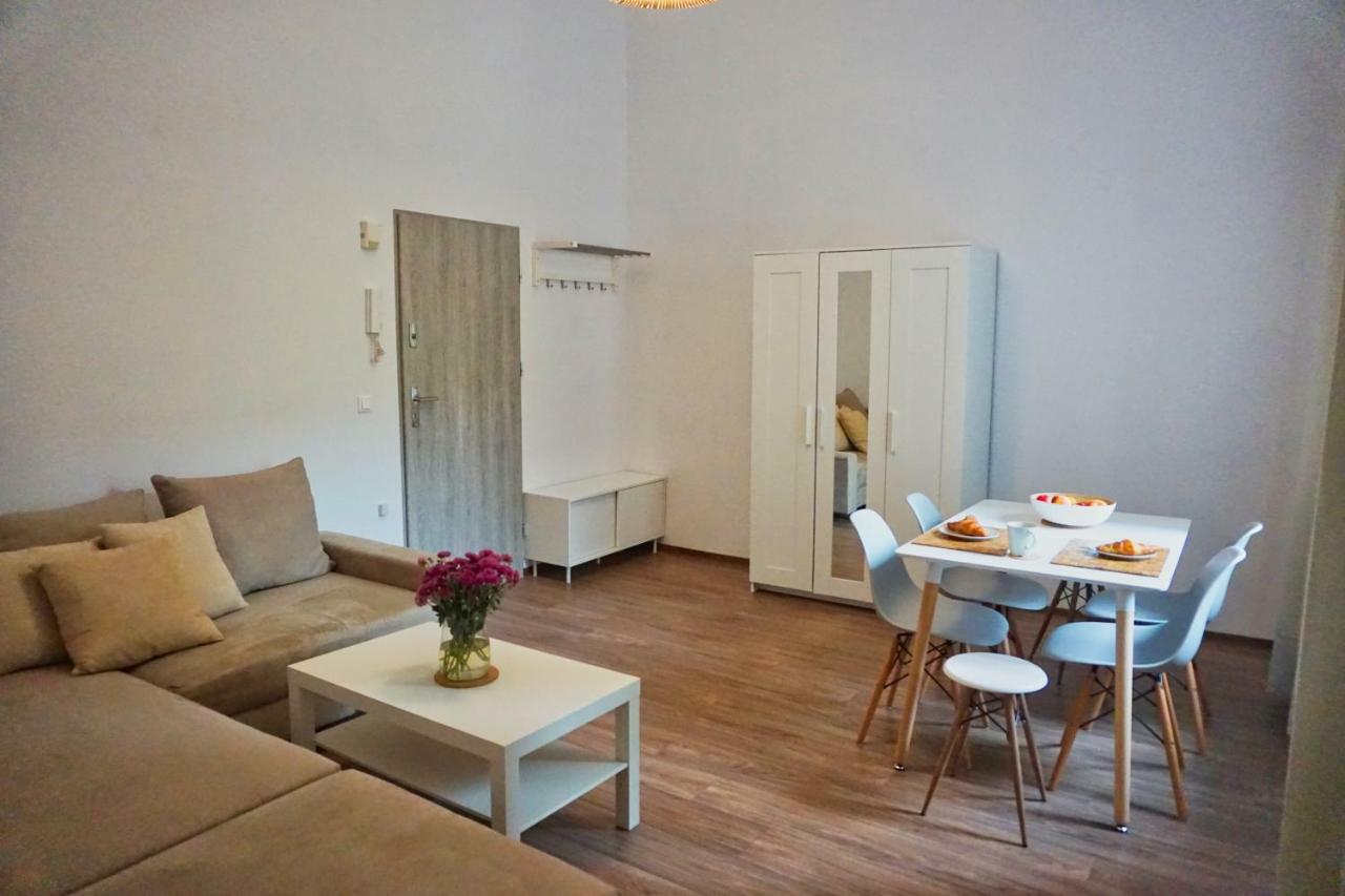 وارسو Palace Of Culture, Modern City Center Suite! المظهر الخارجي الصورة