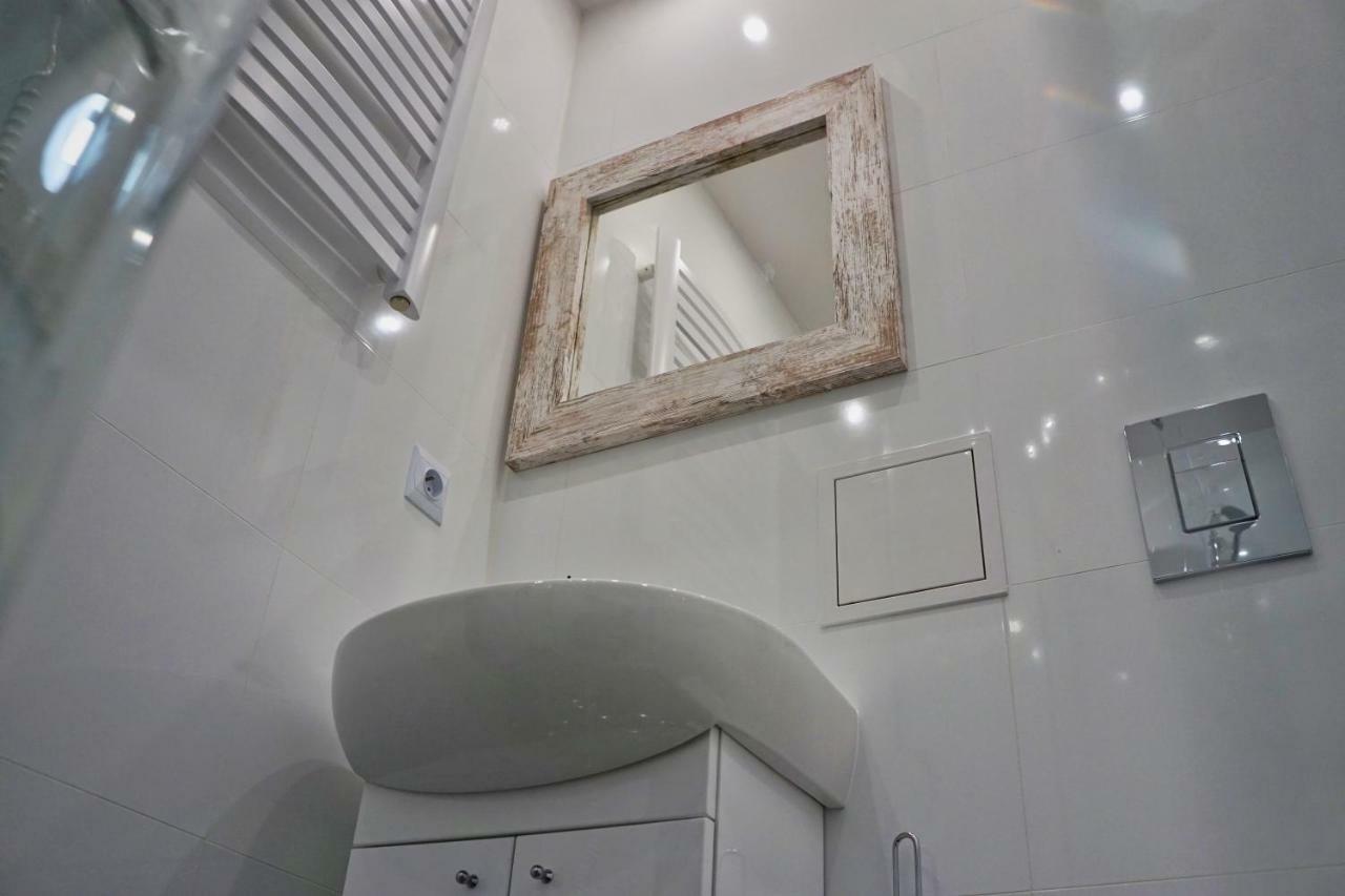 وارسو Palace Of Culture, Modern City Center Suite! المظهر الخارجي الصورة